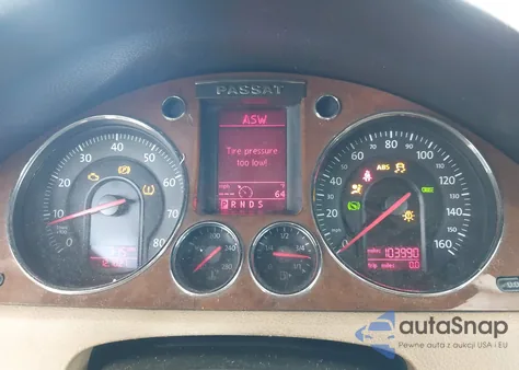 2007 Volkswagen Passat 3.6 from USA, damaged, VIN WVWTU73C97E000785